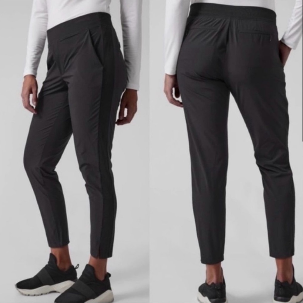 NWOT Excellent Condition Athleta Brooklyn Ankle Pants Black Size 10